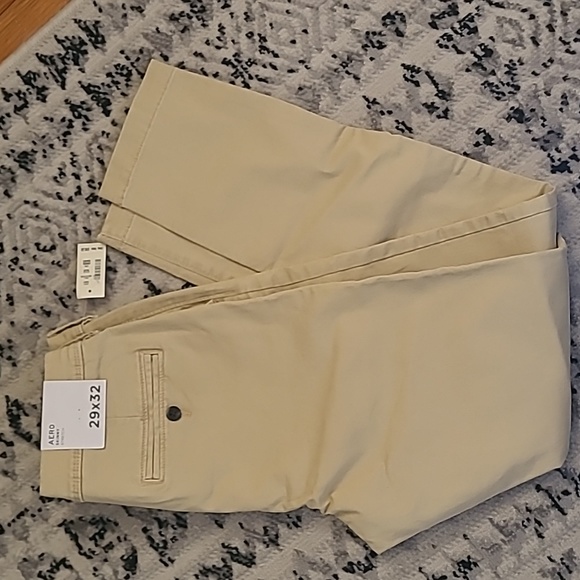 NWT AERO Skinny Stretch Khakis - Picture 1 of 5